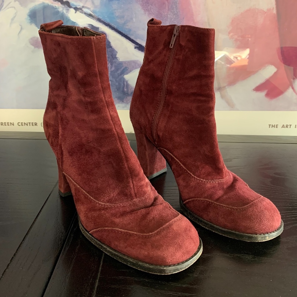 Anne Klein II Wine Suede Heeled Boots sz 8.5